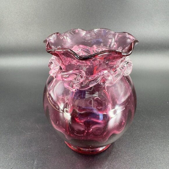 Vintage Pilgrim Cranberry Ruffled Round Vase Bowl Hand Made With Sticker Glass - Picture 10 of 12